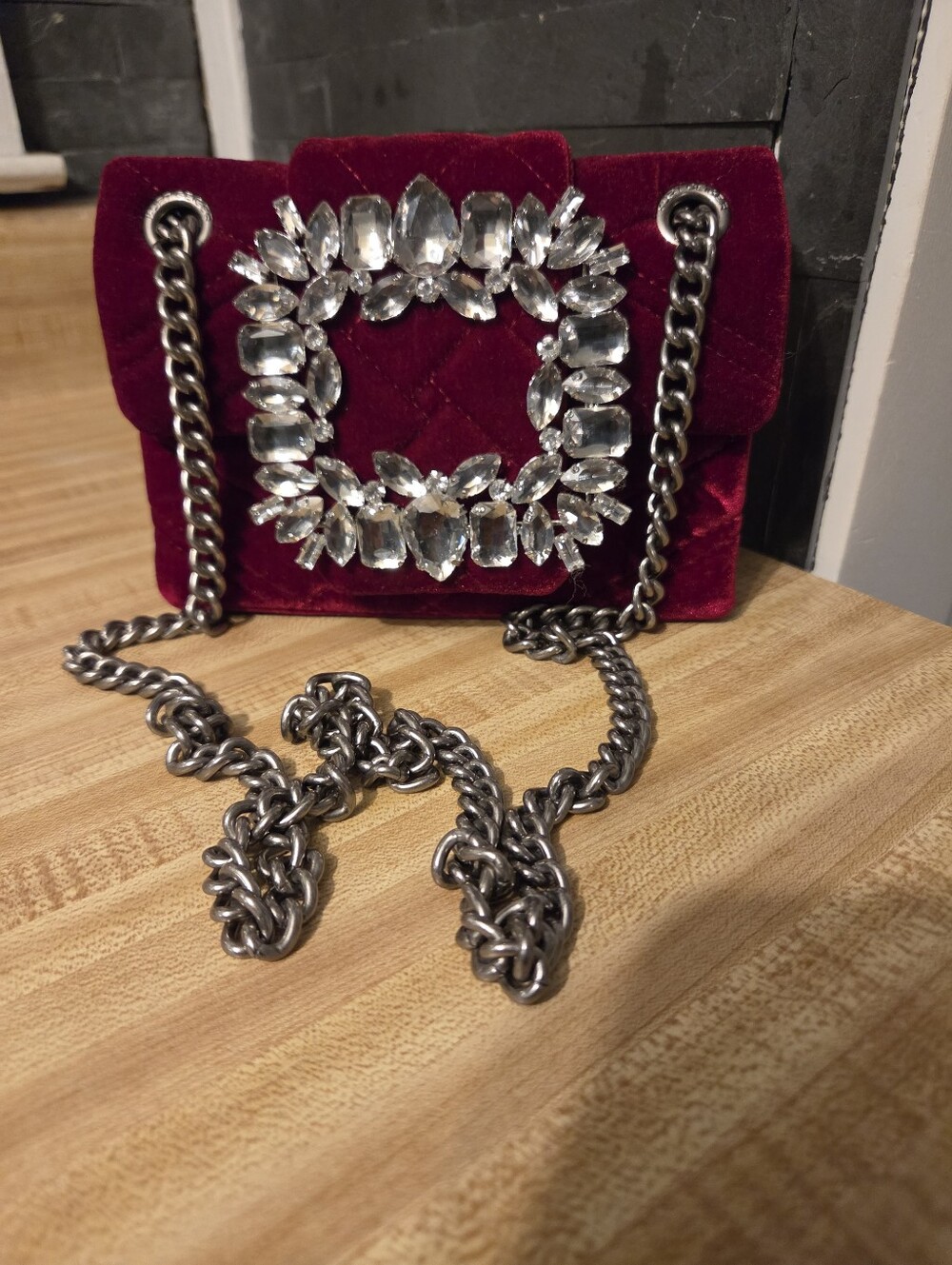 Kurt Geiger RARE Burgandy Velvet Kensington & Dustbag - Picture 2 of 7